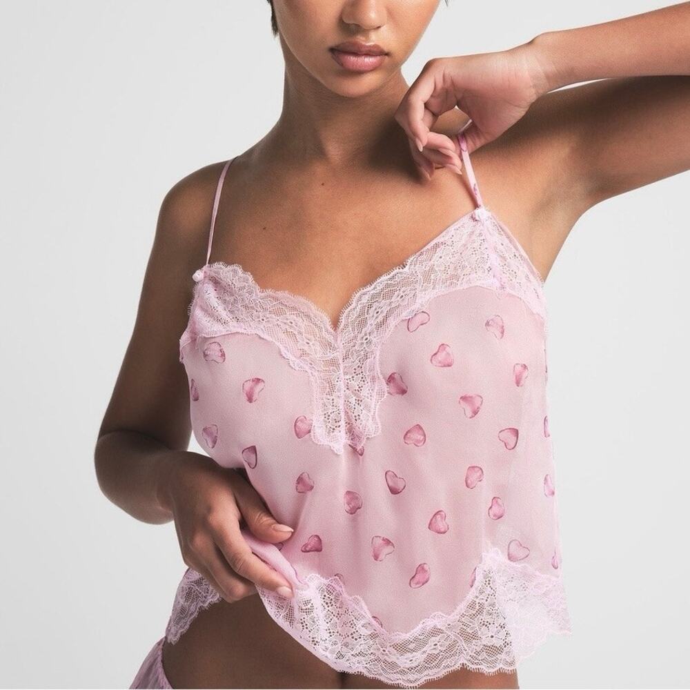 SKIMS Romance Lace Silk Cami Cherry Blossom Balloon Print Pink Cropped Cami Only